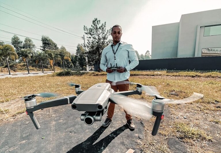 Como pilotar um drone: regras e boas práticas para cumprir a lei